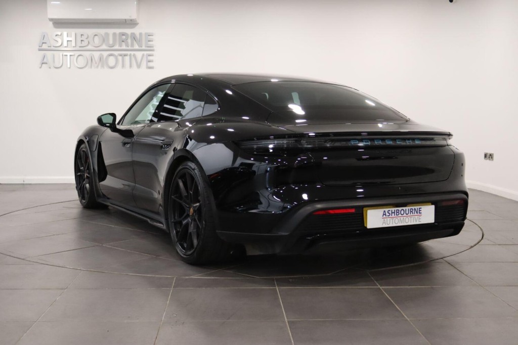 PORSCHE TAYCAN Performance Plus 93.4kWh GTS 2023