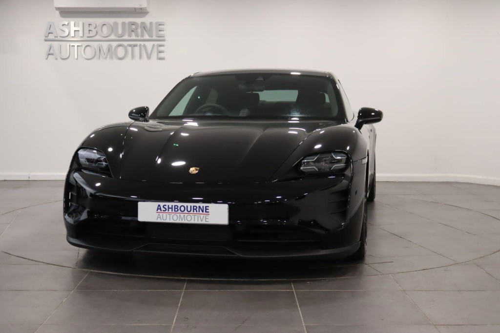 PORSCHE TAYCAN Performance Plus 93.4kWh GTS 2023