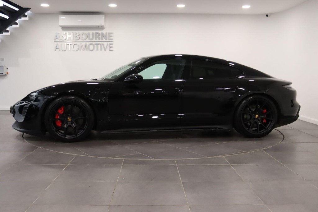 PORSCHE TAYCAN Performance Plus 93.4kWh GTS 2023