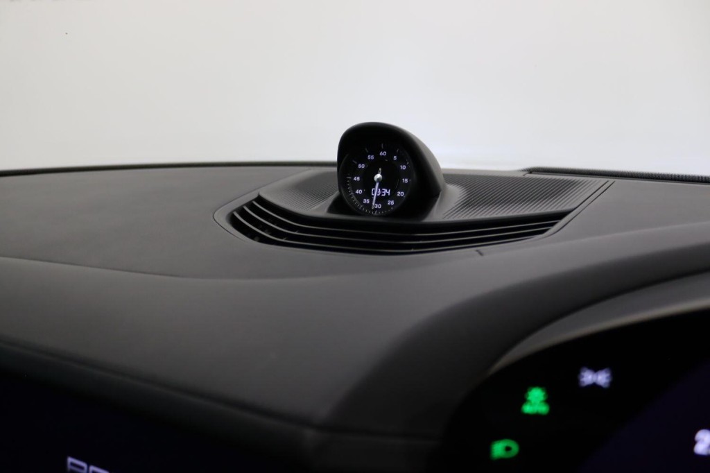 PORSCHE TAYCAN Performance Plus 93.4kWh GTS 2023