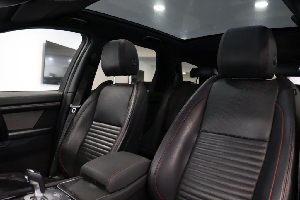 LAND ROVER DISCOVERY SPORT 2.0 D180 MHEV R-Dynamic SE 2019