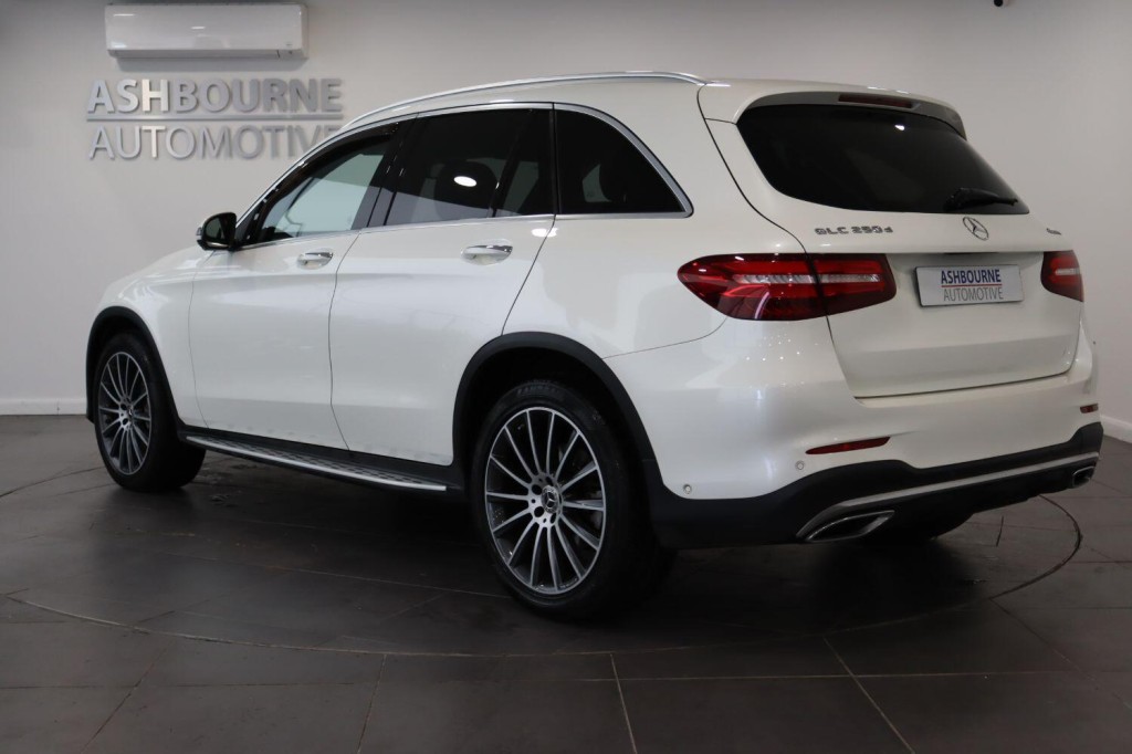 MERCEDES-BENZ GLC 2.1 GLC250d AMG Line 2017