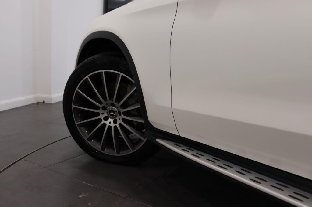 MERCEDES-BENZ GLC 2.1 GLC250d AMG Line 2017