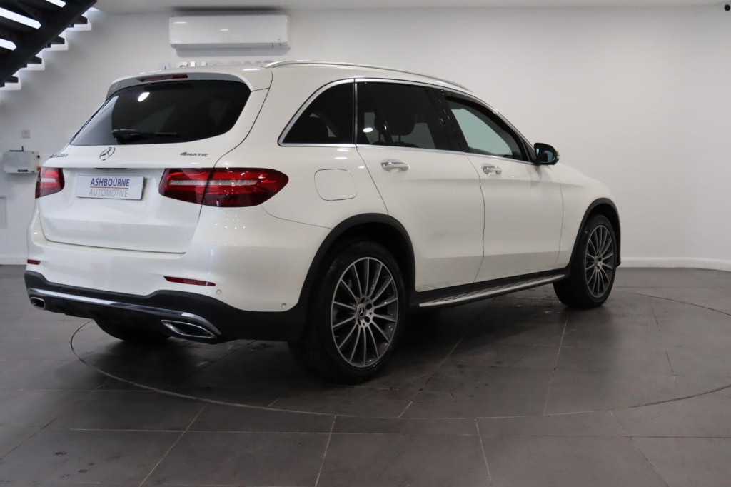 MERCEDES-BENZ GLC 2.1 GLC250d AMG Line 2017