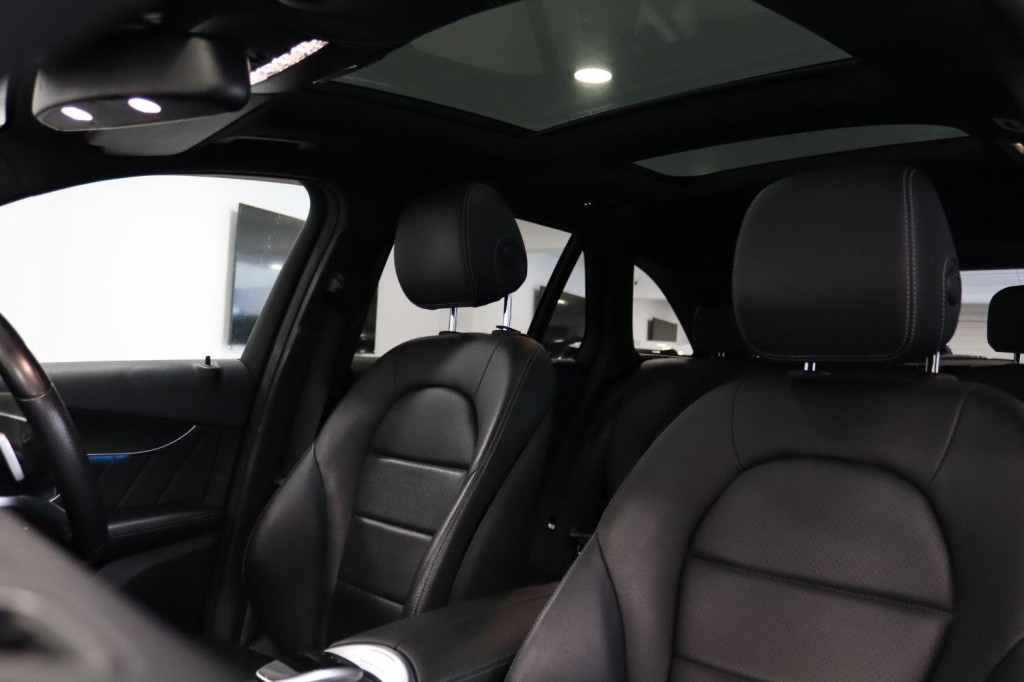 MERCEDES-BENZ GLC 2.1 GLC250d AMG Line 2017