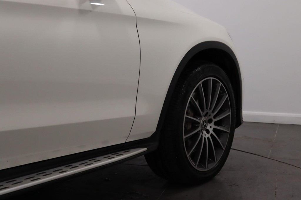 MERCEDES-BENZ GLC 2.1 GLC250d AMG Line 2017