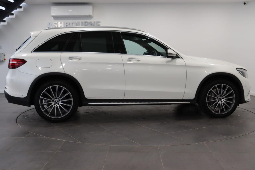 MERCEDES-BENZ GLC 2.1 GLC250d AMG Line 2017