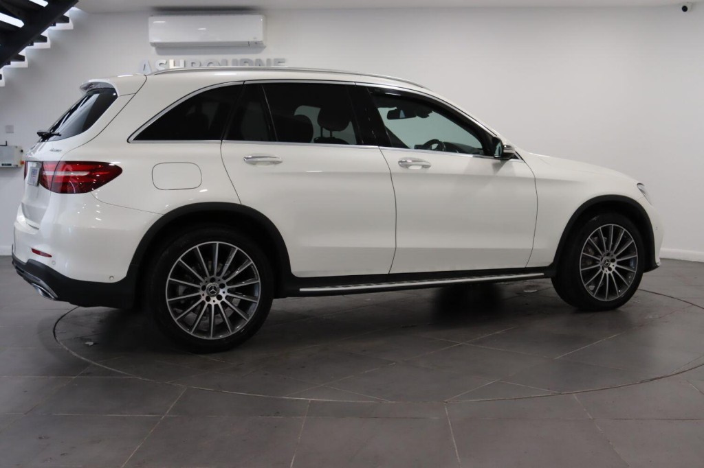 MERCEDES-BENZ GLC 2.1 GLC250d AMG Line 2017