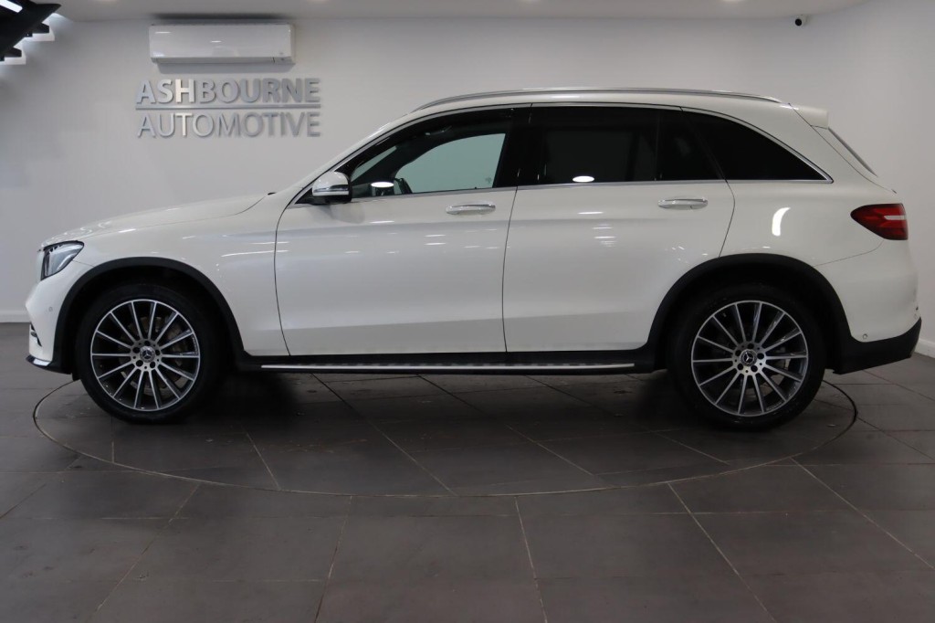MERCEDES-BENZ GLC 2.1 GLC250d AMG Line 2017