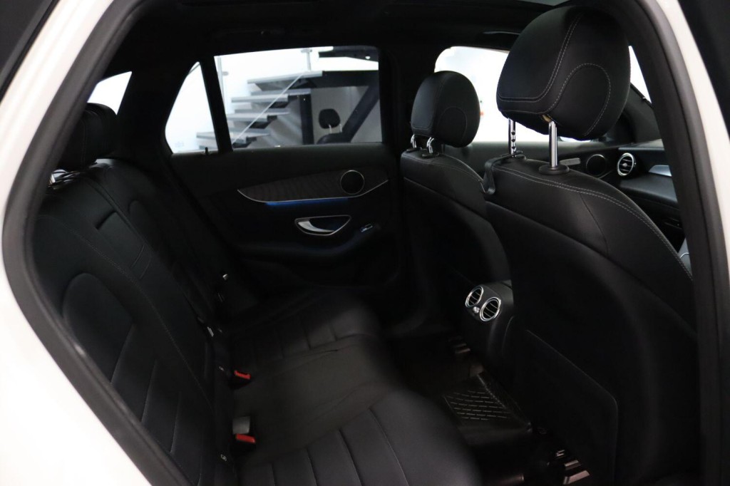 MERCEDES-BENZ GLC 2.1 GLC250d AMG Line 2017