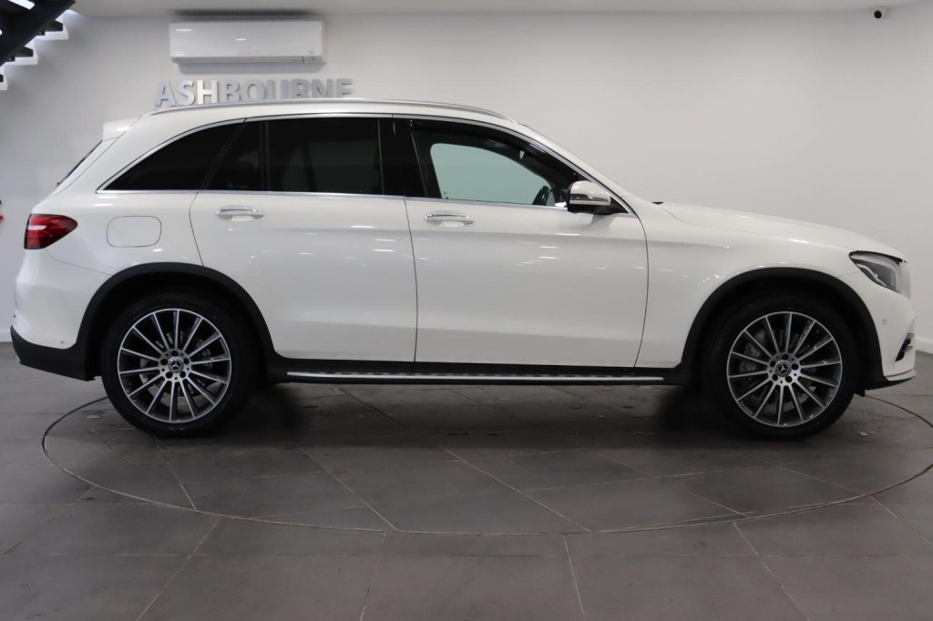 MERCEDES-BENZ GLC 2.1 GLC250d AMG Line 2017