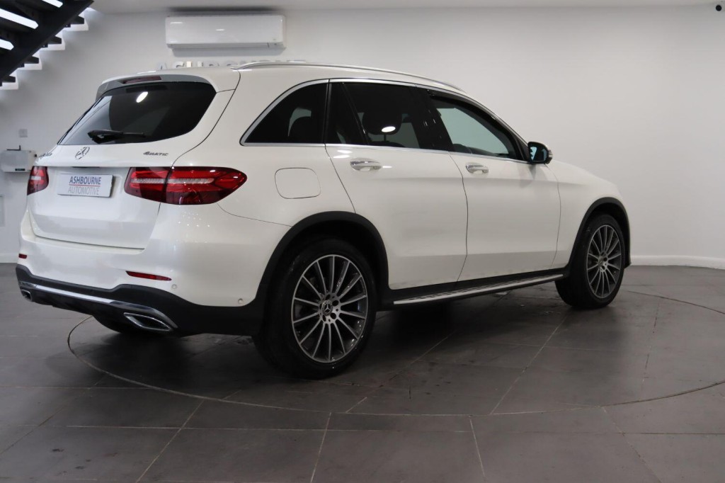 MERCEDES-BENZ GLC 2.1 GLC250d AMG Line 2017