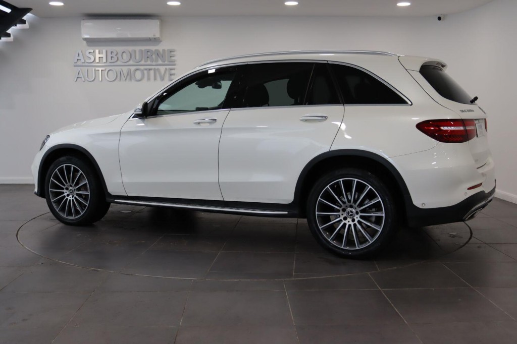 MERCEDES-BENZ GLC 2.1 GLC250d AMG Line 2017