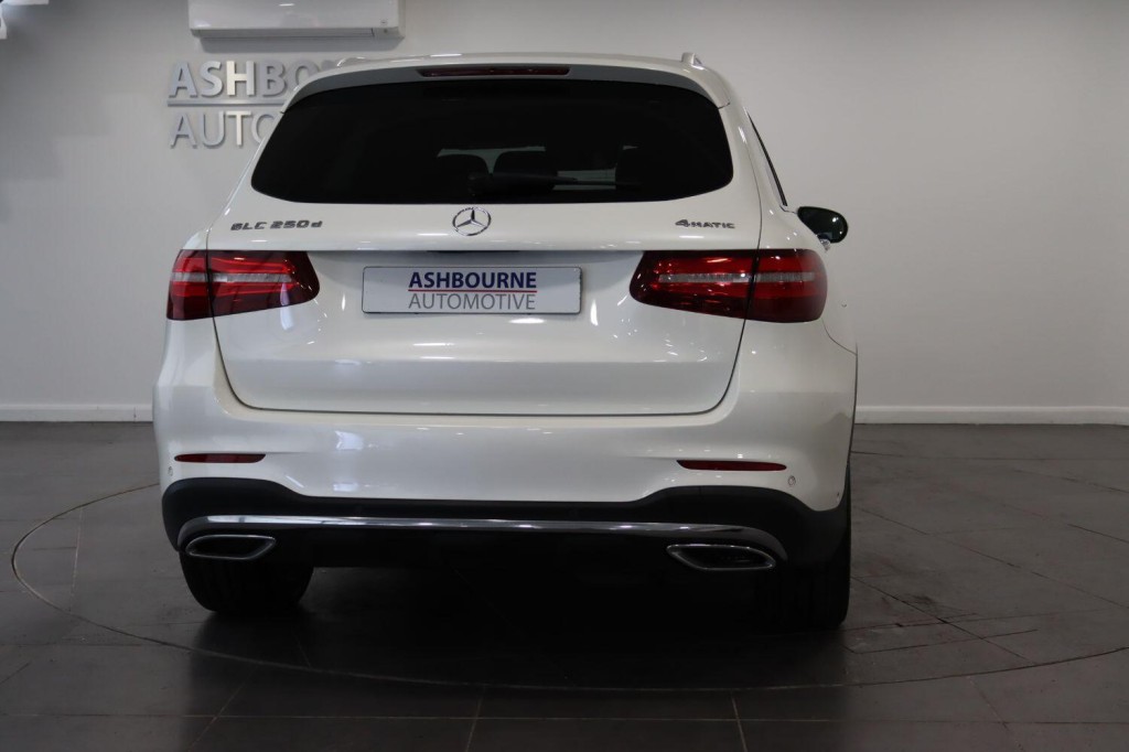 MERCEDES-BENZ GLC 2.1 GLC250d AMG Line 2017