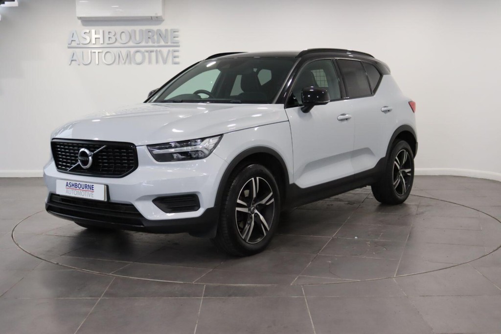 VOLVO XC40 1.5 R-Design T3 (163 hp) Auto 2021