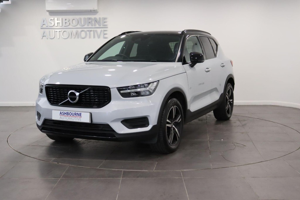 VOLVO XC40 1.5 R-Design T3 (163 hp) Auto 2021