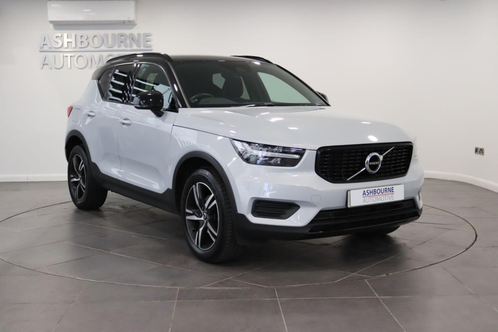 VOLVO XC40 1.5 R-Design T3 (163 hp) Auto 2021