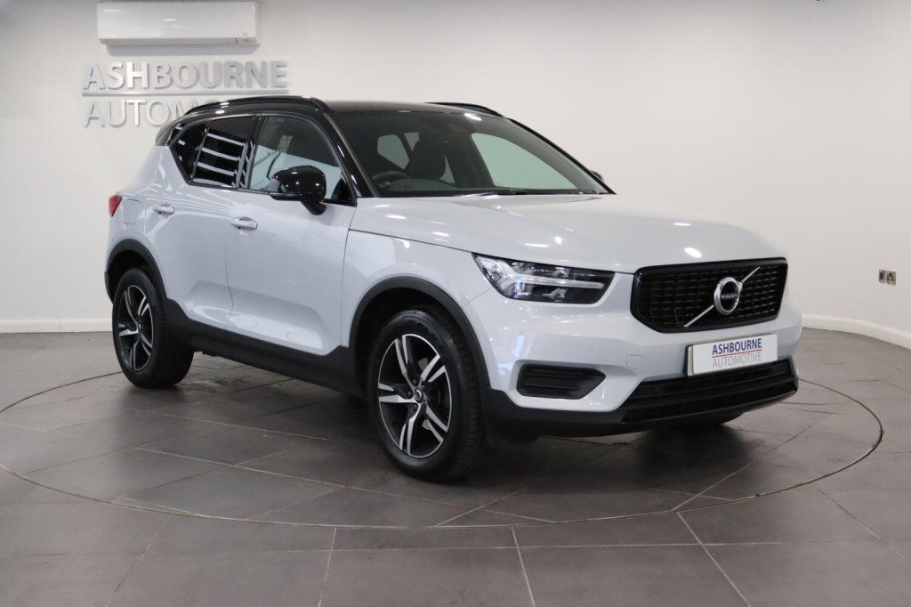 VOLVO XC40 1.5 R-Design T3 (163 hp) Auto 2021