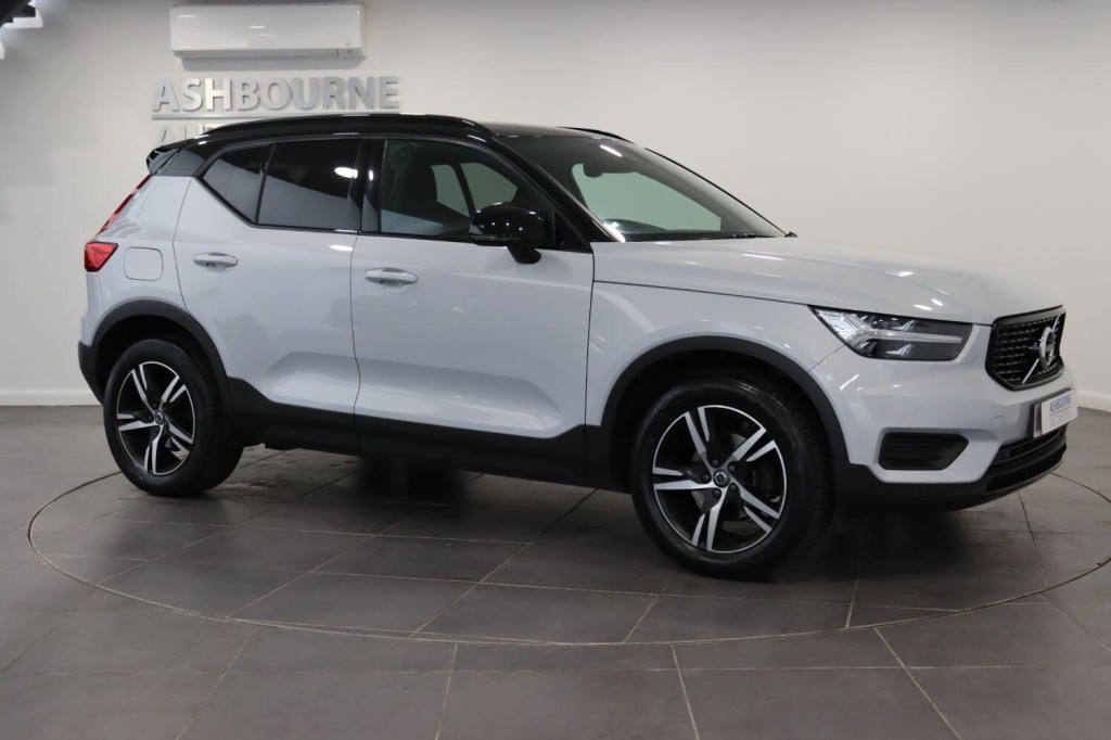 VOLVO XC40 1.5 R-Design T3 (163 hp) Auto 2021