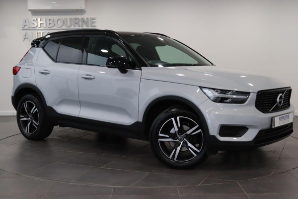 View VOLVO XC40 1.5 R-Design T3 (163 hp) Auto
