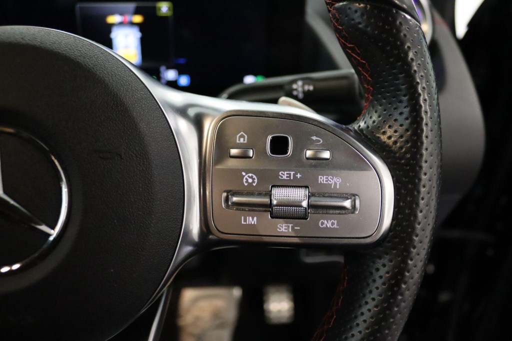 MERCEDES-BENZ EQA EQA 250+ 70.5kWh AMG Line 2022