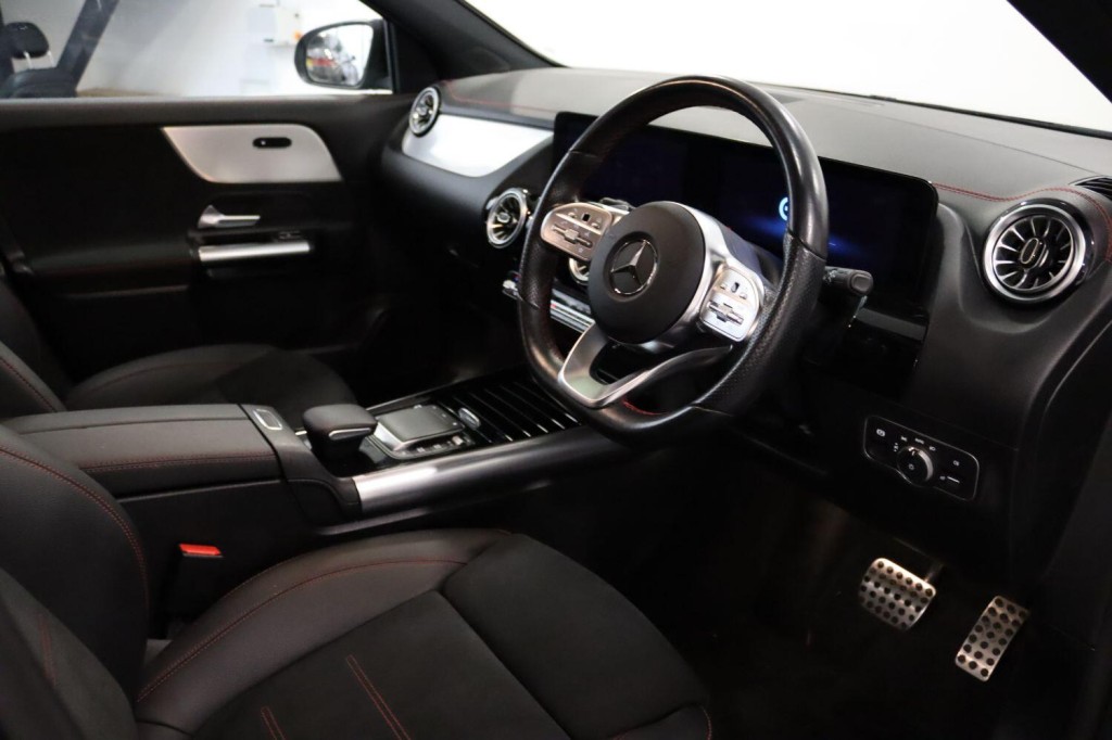 MERCEDES-BENZ EQA EQA 250+ 70.5kWh AMG Line 2022