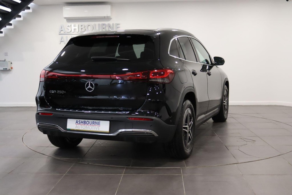 MERCEDES-BENZ EQA EQA 250+ 70.5kWh AMG Line 2022