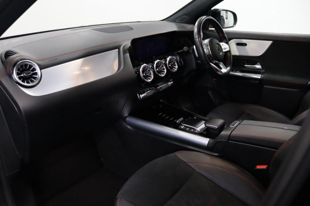 MERCEDES-BENZ EQA EQA 250+ 70.5kWh AMG Line 2022