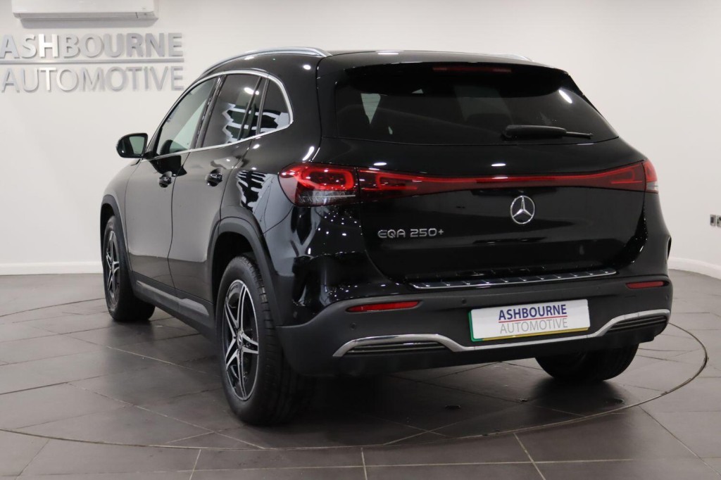 MERCEDES-BENZ EQA EQA 250+ 70.5kWh AMG Line 2022