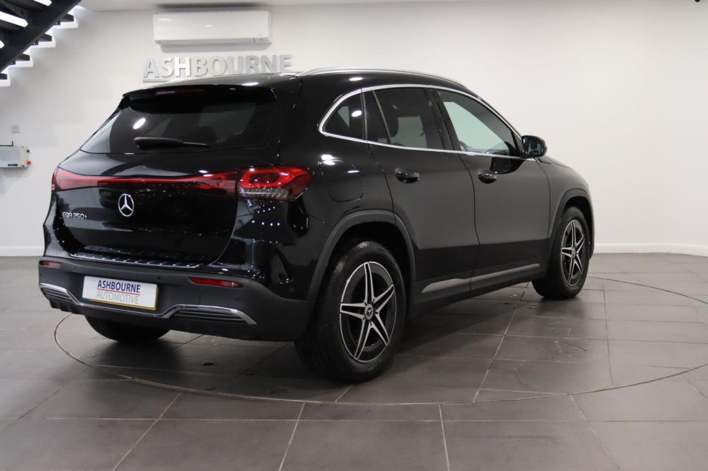 MERCEDES-BENZ EQA EQA 250+ 70.5kWh AMG Line 2022