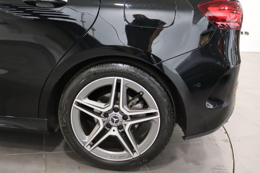 MERCEDES-BENZ B CLASS 2.0 B200d AMG Line 2023