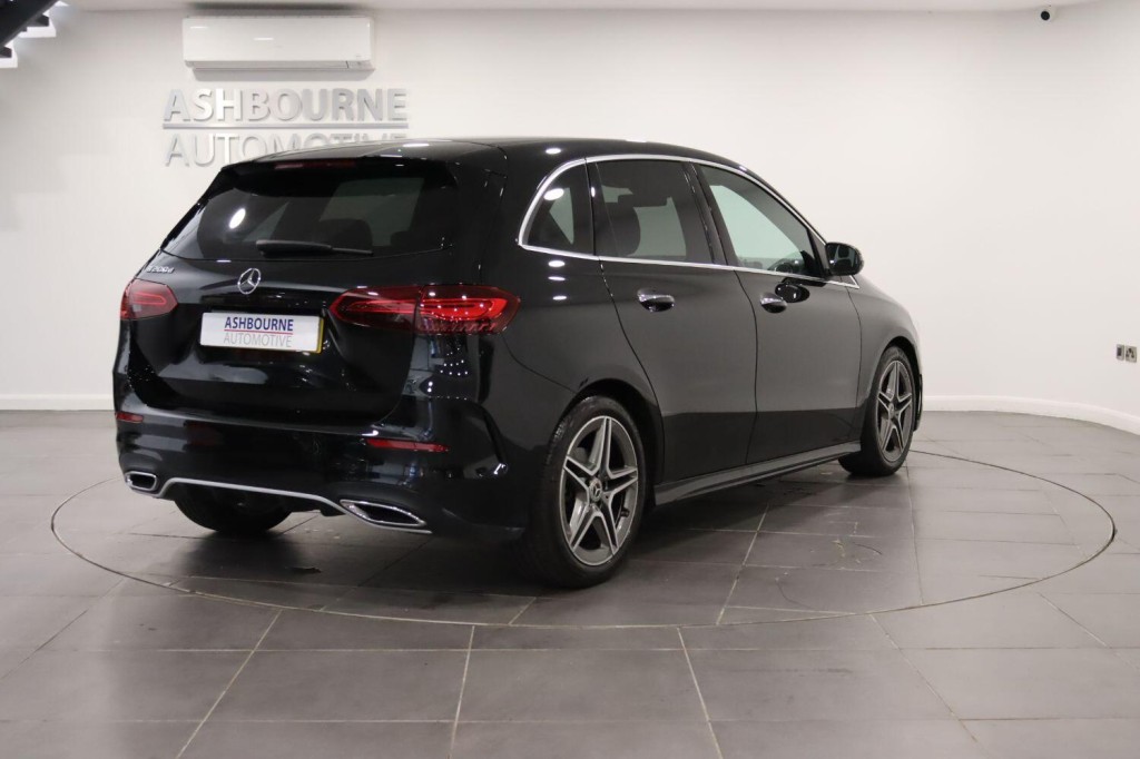 MERCEDES-BENZ B CLASS 2.0 B200d AMG Line 2023