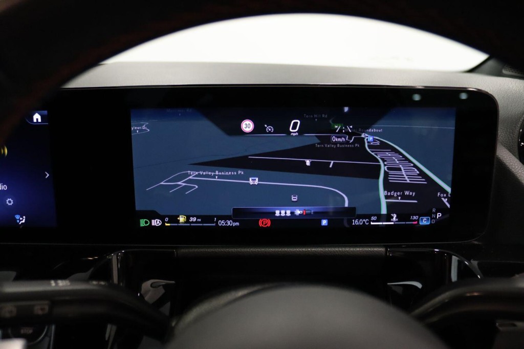 MERCEDES-BENZ B CLASS 2.0 B200d AMG Line 2023