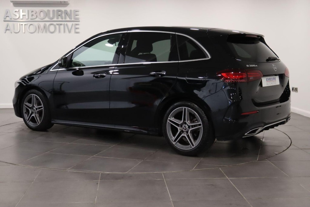 MERCEDES-BENZ B CLASS 2.0 B200d AMG Line 2023