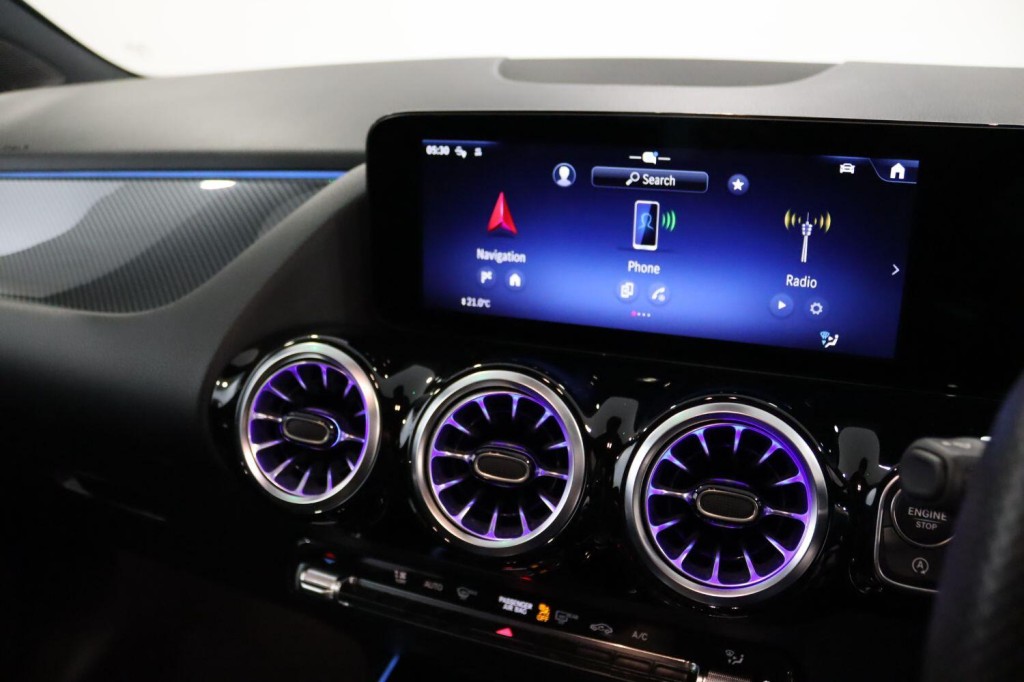 MERCEDES-BENZ B CLASS 2.0 B200d AMG Line 2023