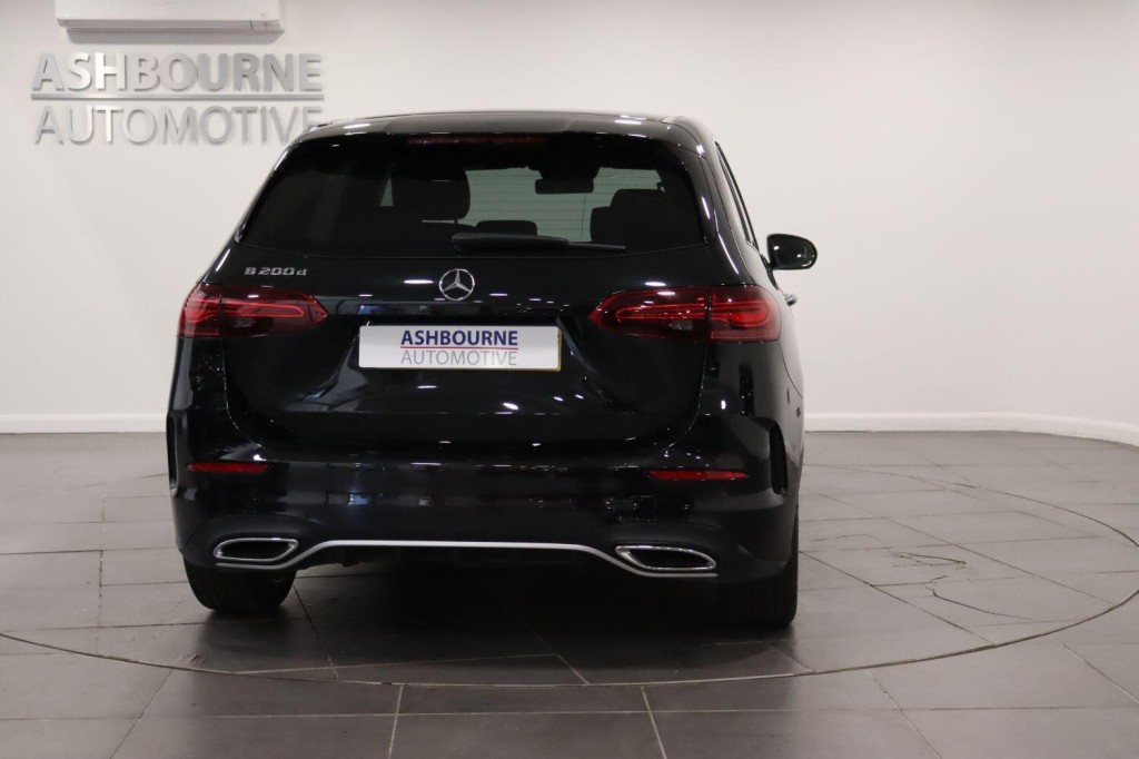 MERCEDES-BENZ B CLASS 2.0 B200d AMG Line 2023