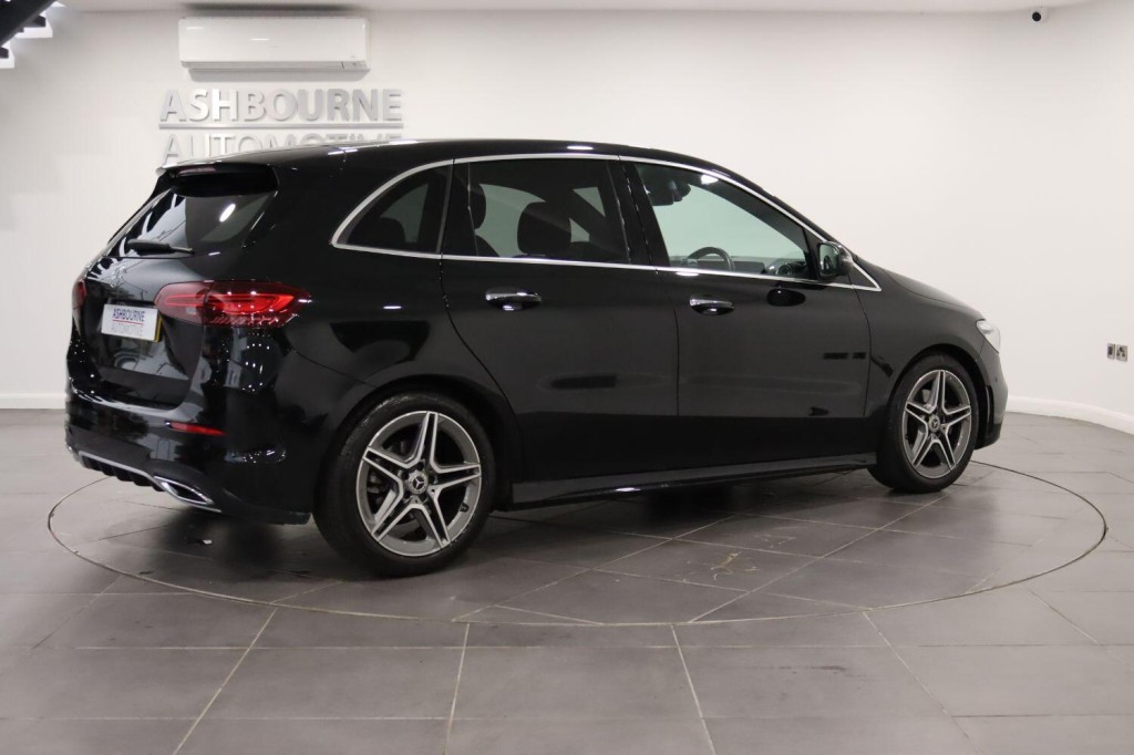 MERCEDES-BENZ B CLASS 2.0 B200d AMG Line 2023
