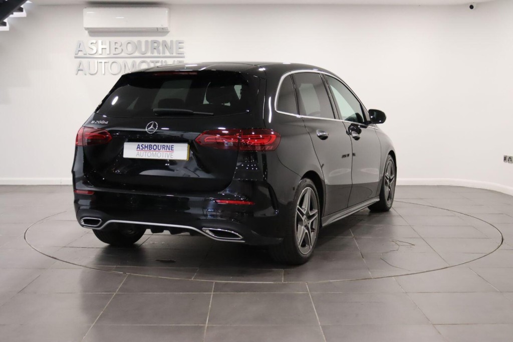 MERCEDES-BENZ B CLASS 2.0 B200d AMG Line 2023