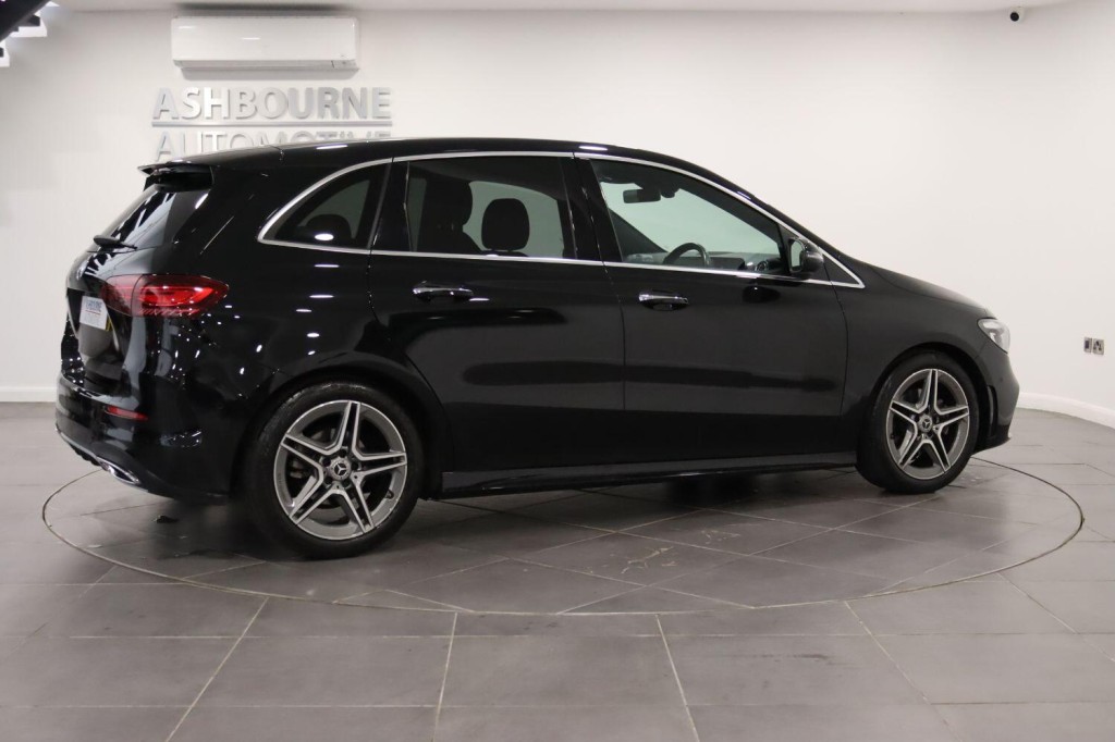 MERCEDES-BENZ B CLASS 2.0 B200d AMG Line 2023