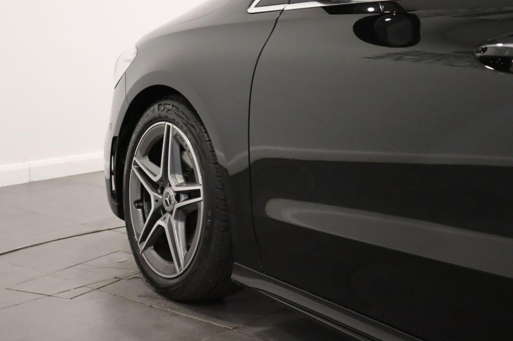 MERCEDES-BENZ B CLASS 2.0 B200d AMG Line 2023