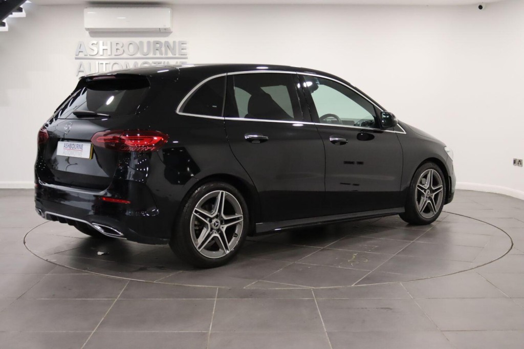 MERCEDES-BENZ B CLASS 2.0 B200d AMG Line 2023