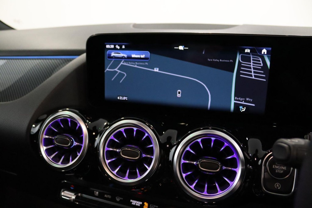 MERCEDES-BENZ B CLASS 2.0 B200d AMG Line 2023