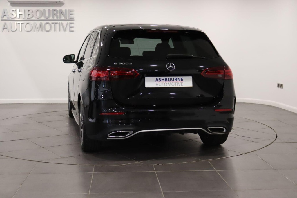 MERCEDES-BENZ B CLASS 2.0 B200d AMG Line 2023