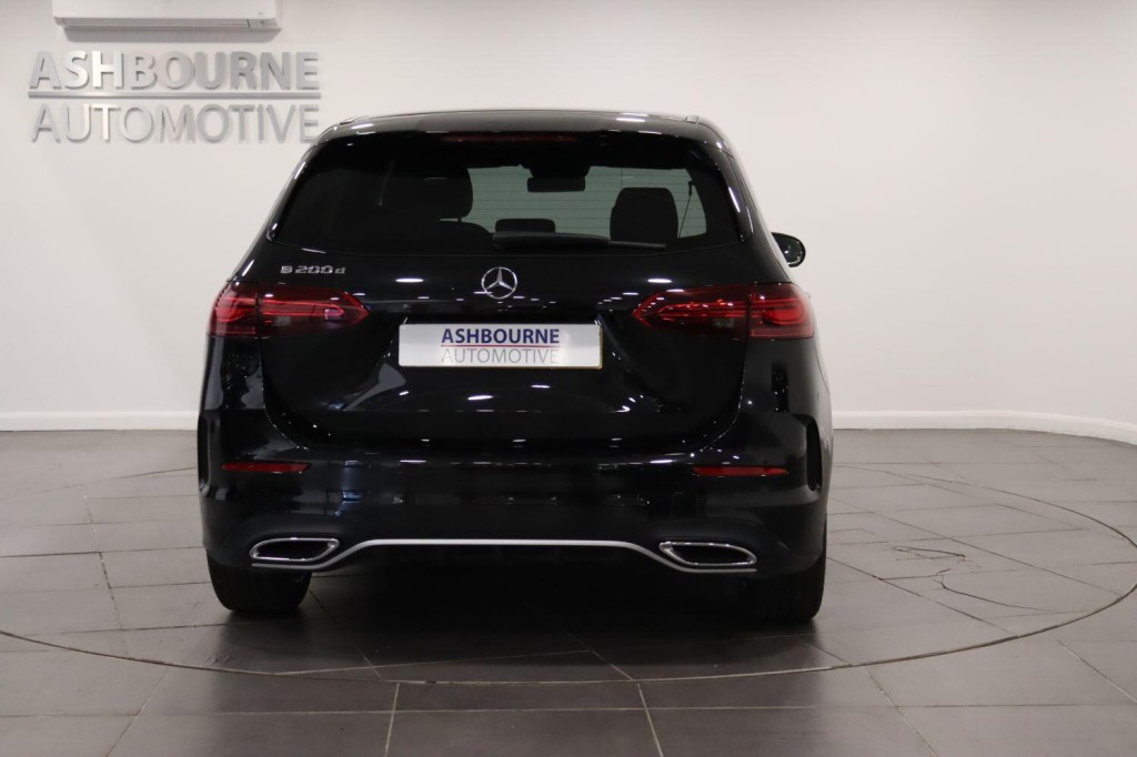 MERCEDES-BENZ B CLASS 2.0 B200d AMG Line 2023