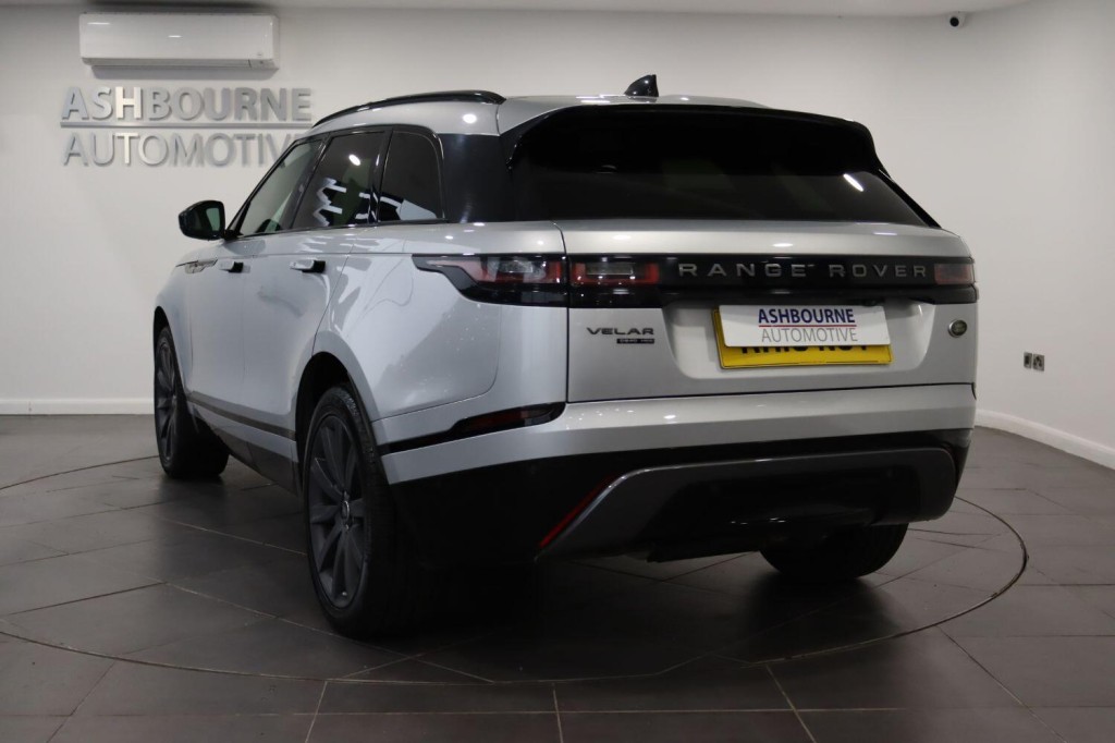 LAND ROVER RANGE ROVER VELAR 2.0 D240 R-Dynamic HSE 2018