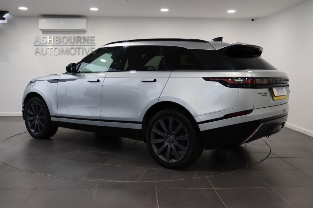 LAND ROVER RANGE ROVER VELAR 2.0 D240 R-Dynamic HSE 2018