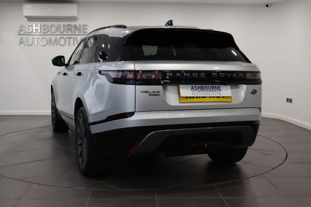 LAND ROVER RANGE ROVER VELAR 2.0 D240 R-Dynamic HSE 2018