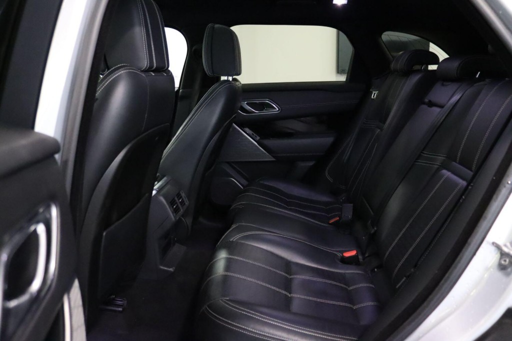 LAND ROVER RANGE ROVER VELAR 2.0 D240 R-Dynamic HSE 2018