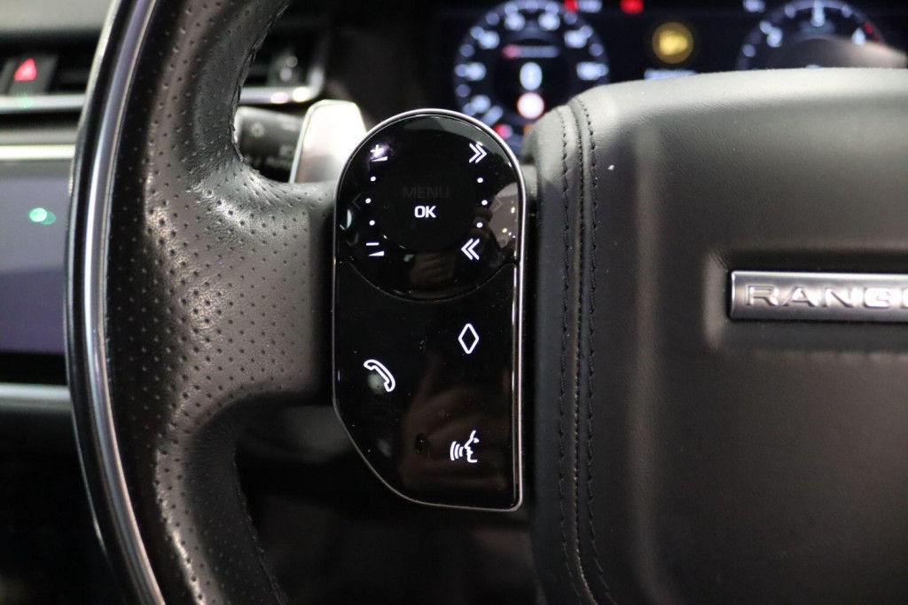 LAND ROVER RANGE ROVER VELAR 2.0 D240 R-Dynamic HSE 2018