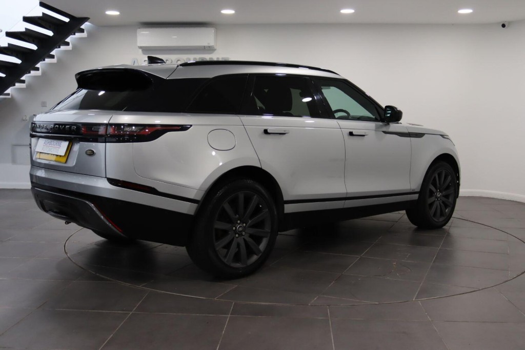 LAND ROVER RANGE ROVER VELAR 2.0 D240 R-Dynamic HSE 2018